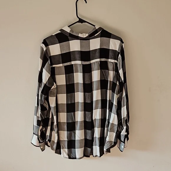 Levi's Boyfriend Fit Shirt! - Picture 4 of 5